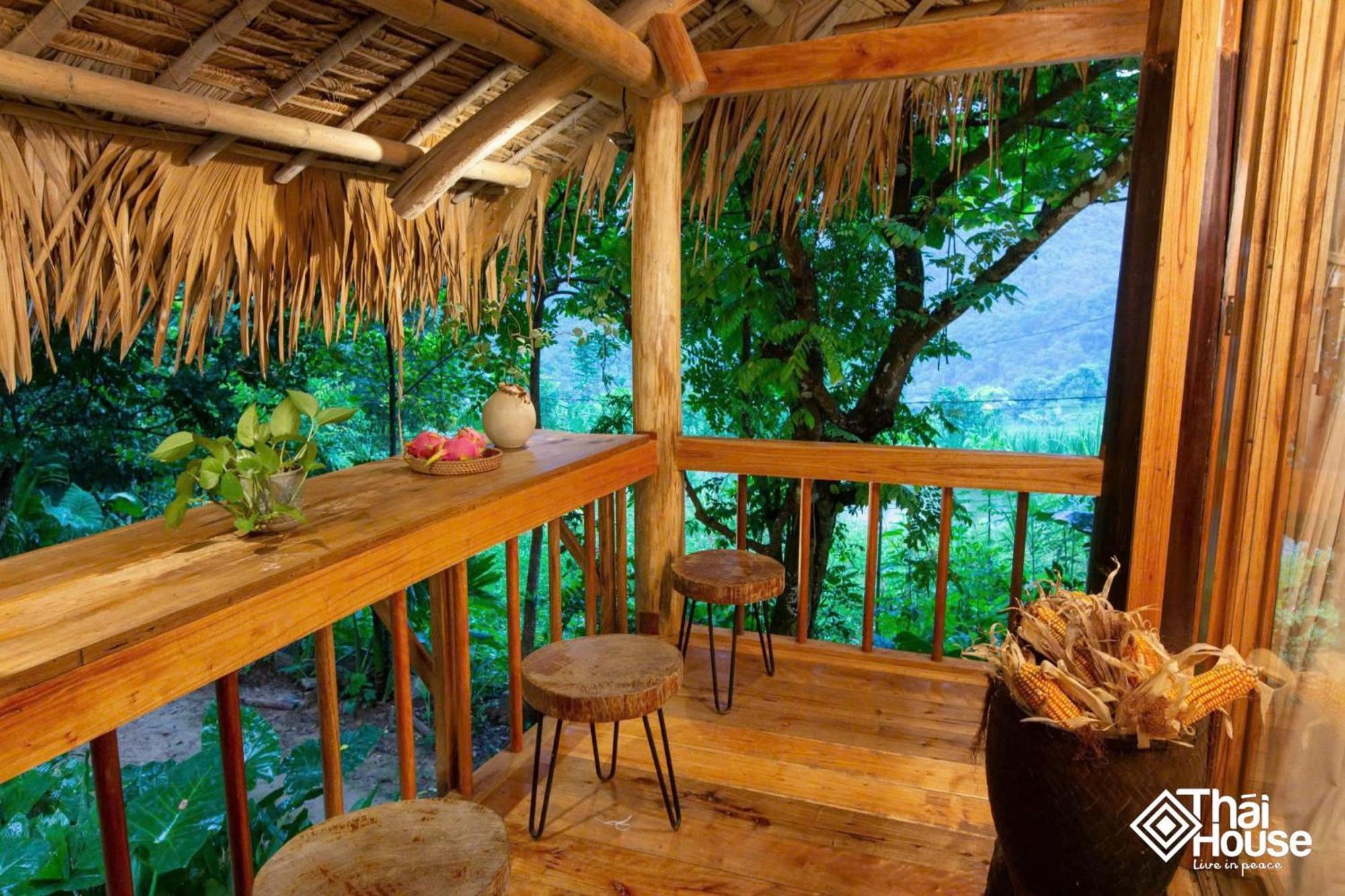 Thai House Pu Luong - Century Old Stilt House With Terrace Views Huong Ba Thuoc Zewnętrze zdjęcie